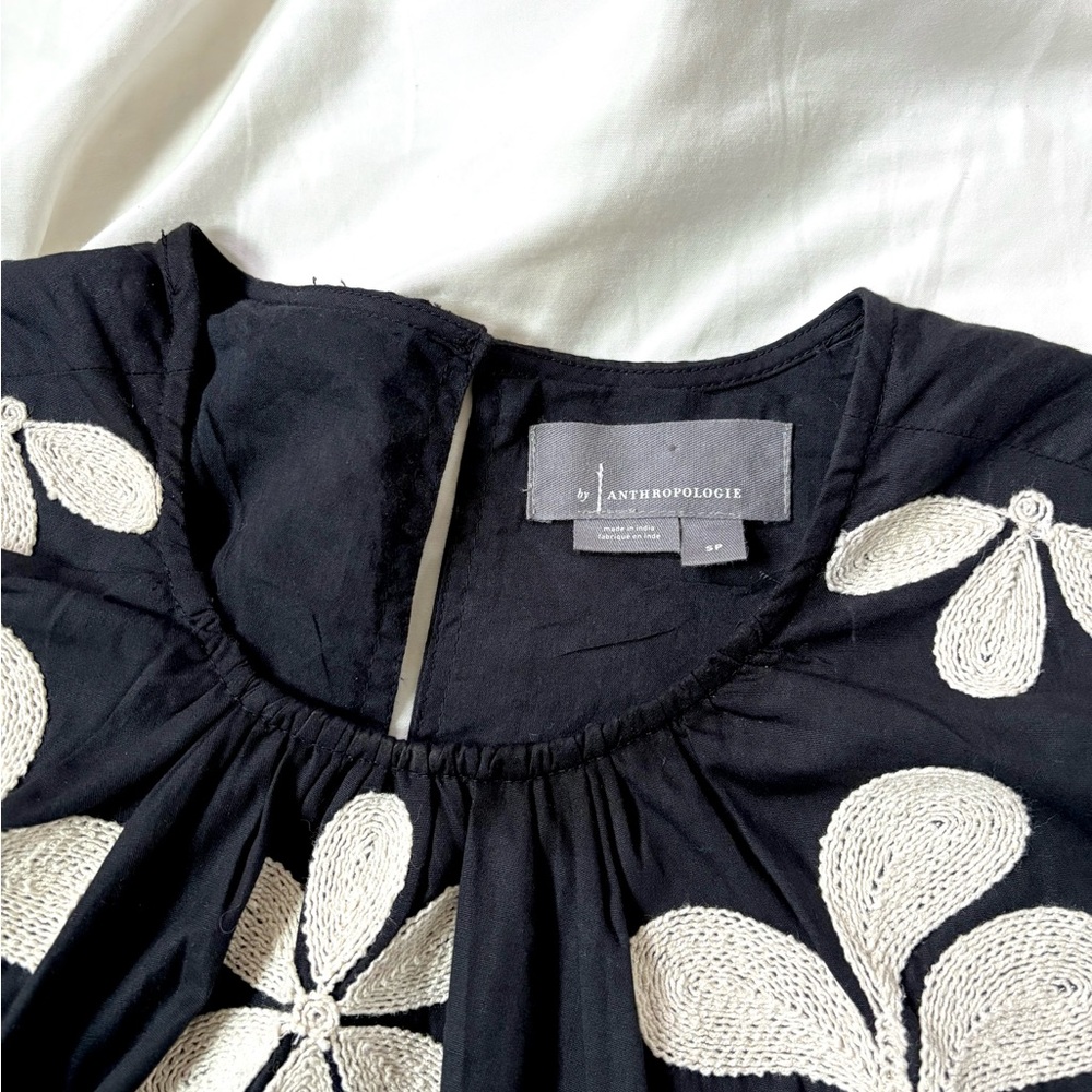 NWOT - By Anthropologie Embroidered Puff-Sleeve Midi Dress size small petite - Picture 2 of 10